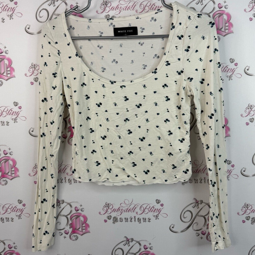 White Fox long sleeve cropped crop white Cream navy Floral Long Sleeve Top